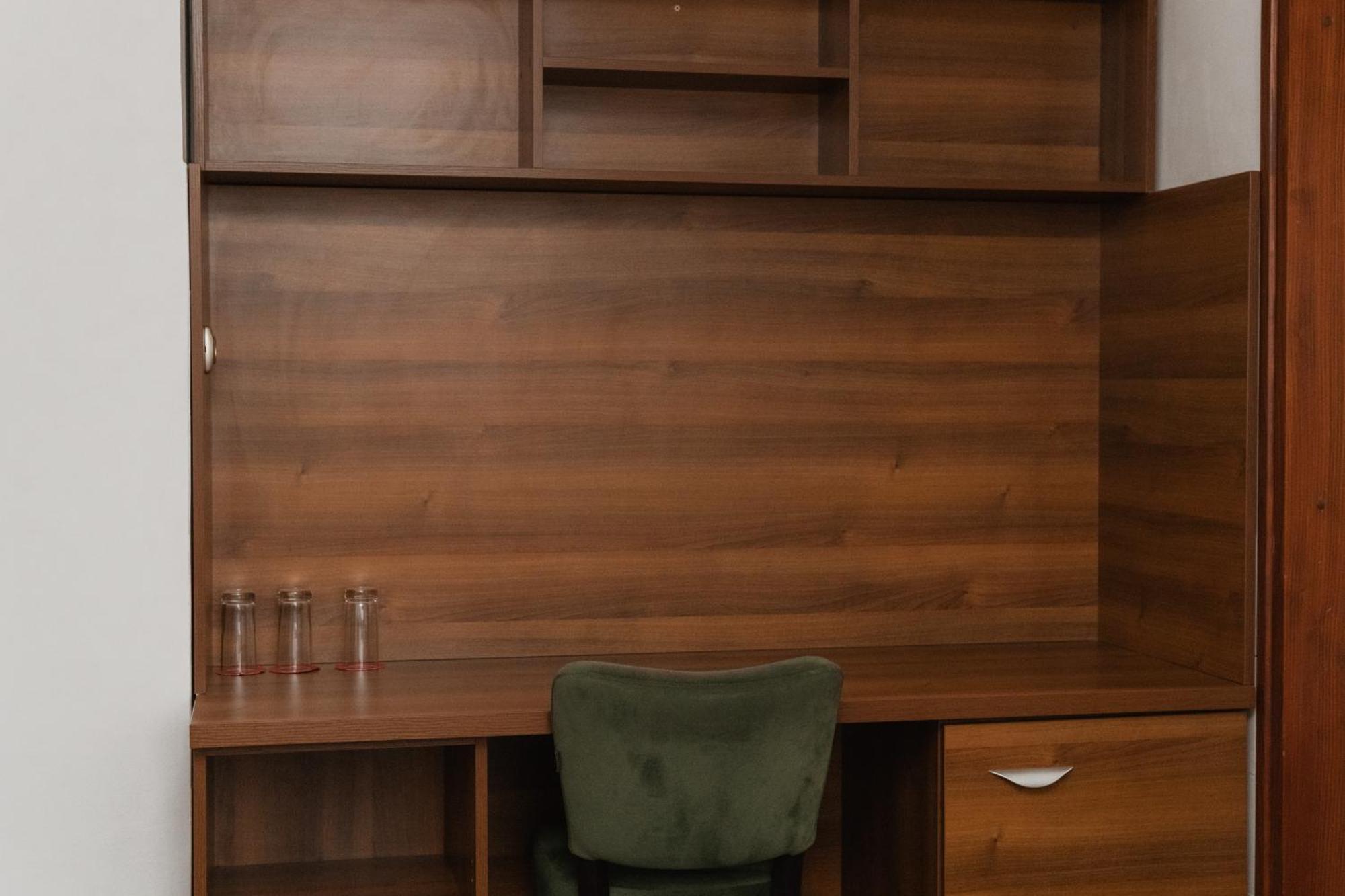 Hotel Damis Pale Ngoại thất bức ảnh