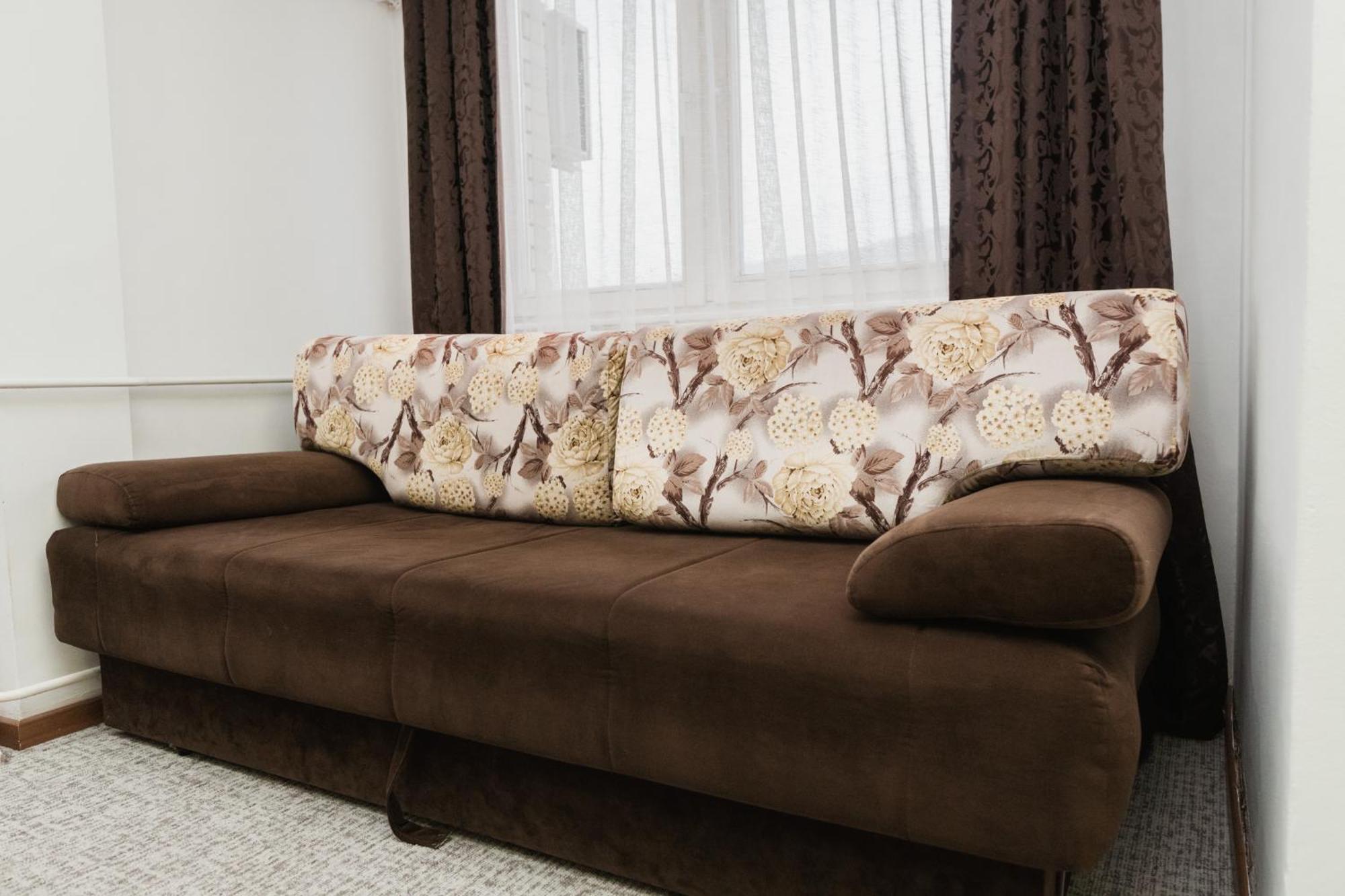 Hotel Damis Pale Ngoại thất bức ảnh