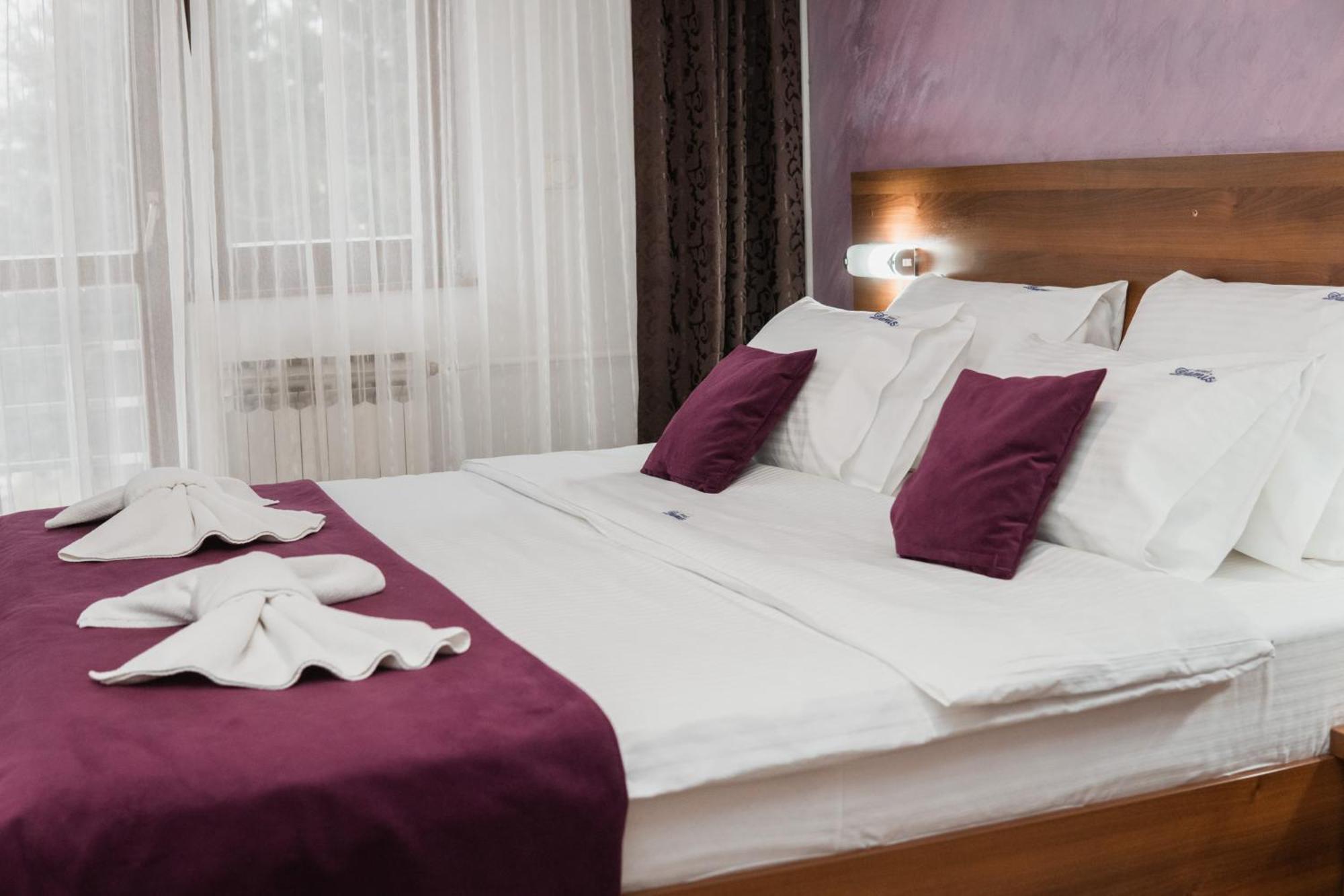 Hotel Damis Pale Ngoại thất bức ảnh