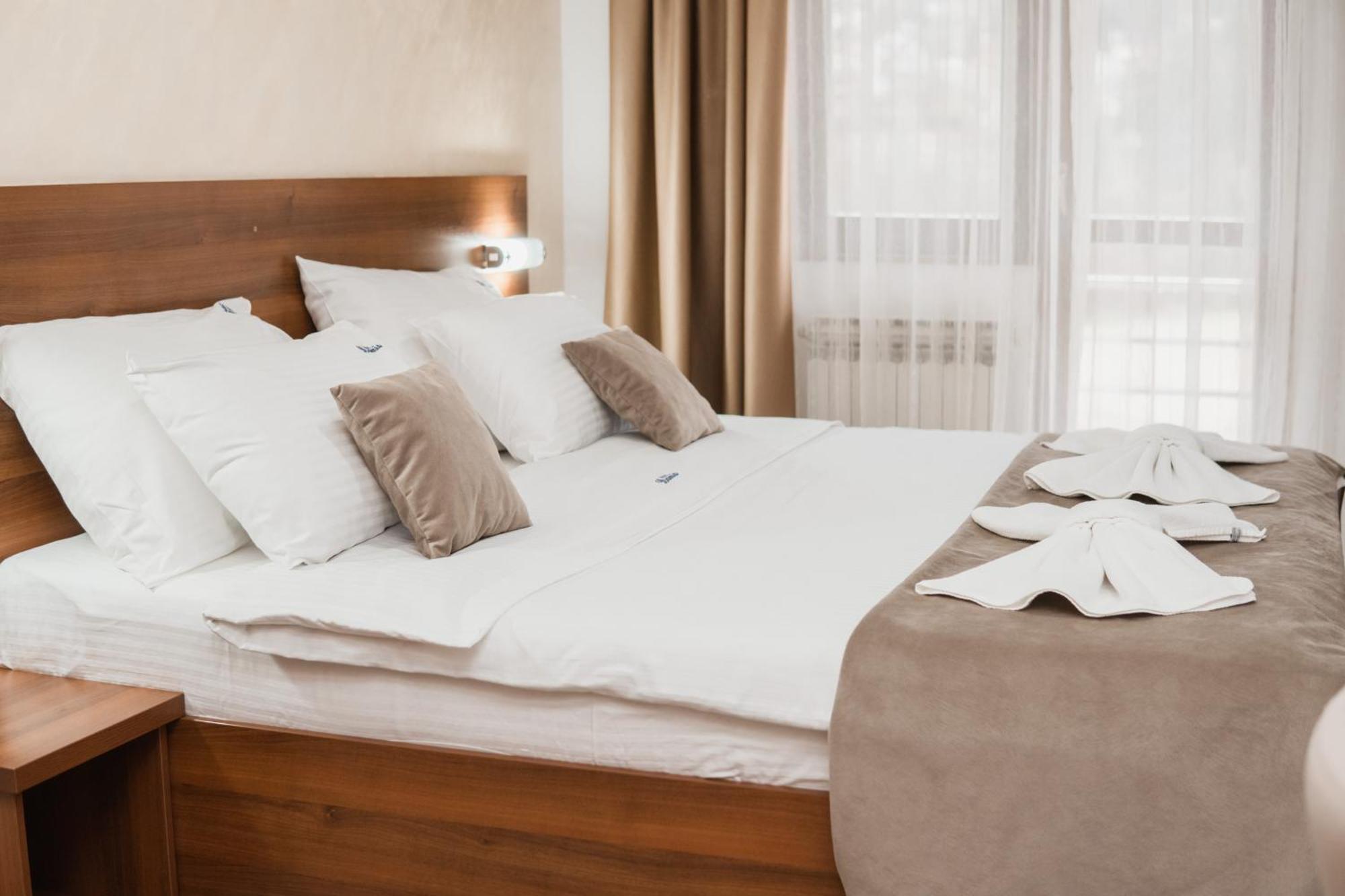 Hotel Damis Pale Ngoại thất bức ảnh